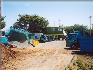 土佐工業工事部第二資材置場