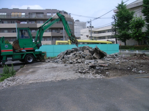 アスファルト舗装工事施工中