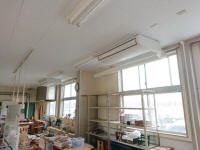 作業実習室の空調機器設置工事2
