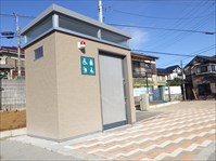 新たに公園内にＳ造の便所を設置する工事