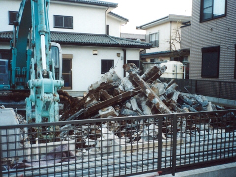 家屋解体工事基礎解体