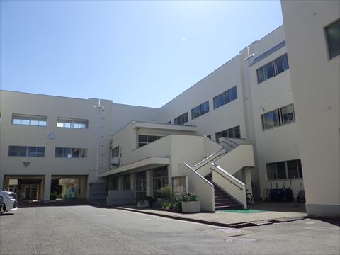中学校校舎外壁屋上改修工事